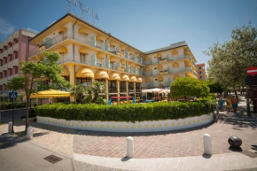 Отель Savoia Hotel  Мизано Адриатико